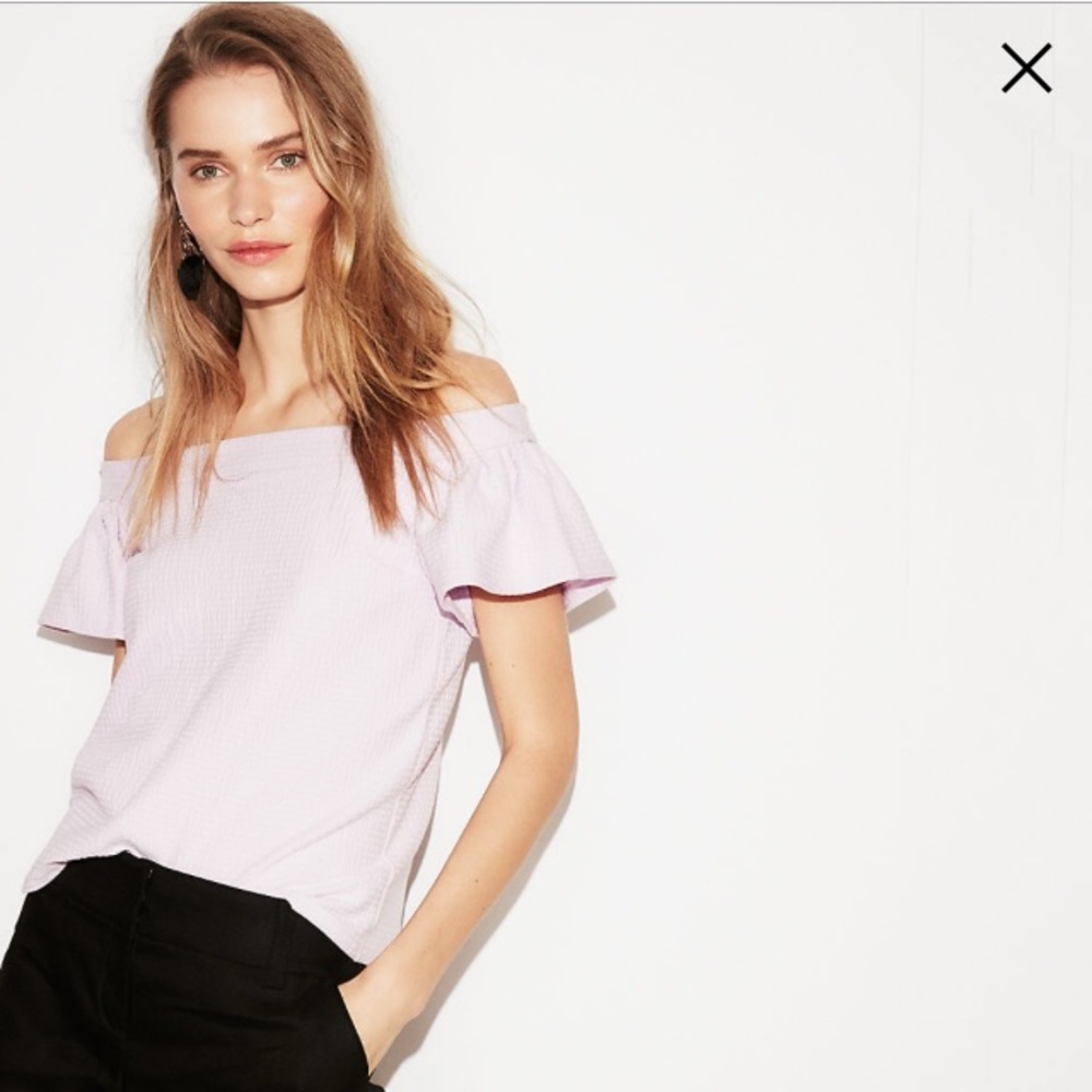 Bell sleeve blouse